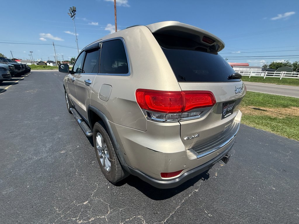 Used 2014 Jeep Grand Cherokee Limited w/ Mopar Chrome Edition Group AWD/4WD image 6