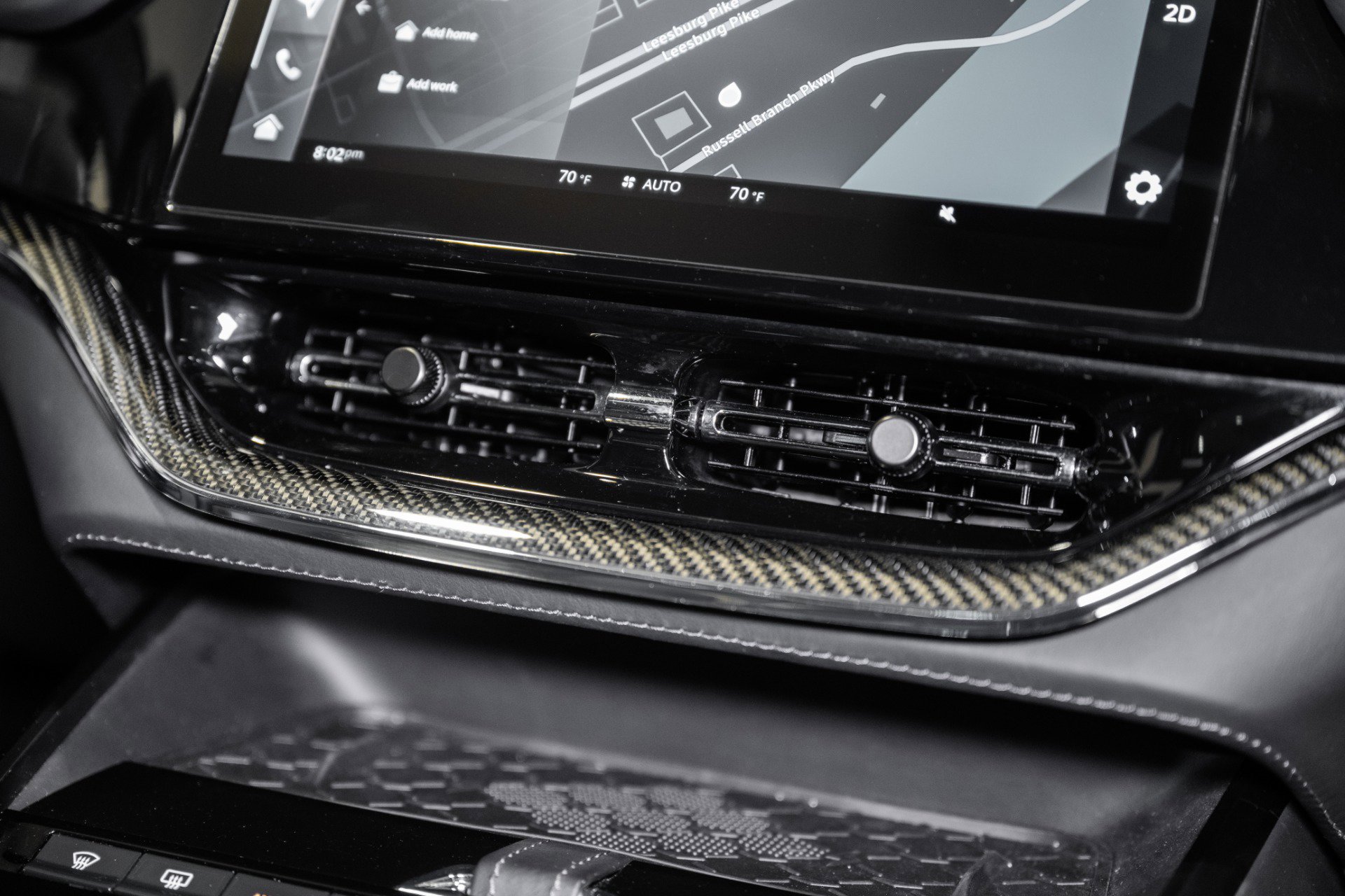 Used 2025 Aston Martin DBX 707 image 30