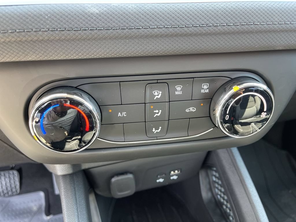 New 2026 Chevrolet TrailBlazer LS w/ LS Convenience Package FWD image 18
