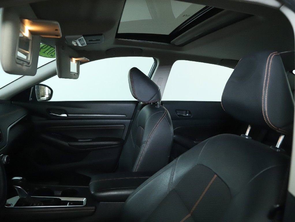 Used 2019 Nissan Altima 2.5 SR w/ SR Premium Package AWD/4WD image 21