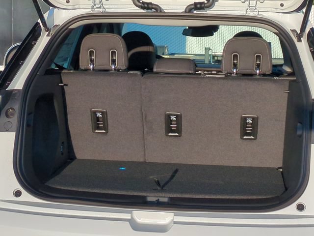 New 2027 Chevrolet Bolt LT w/ Comfort Package FWD image 27