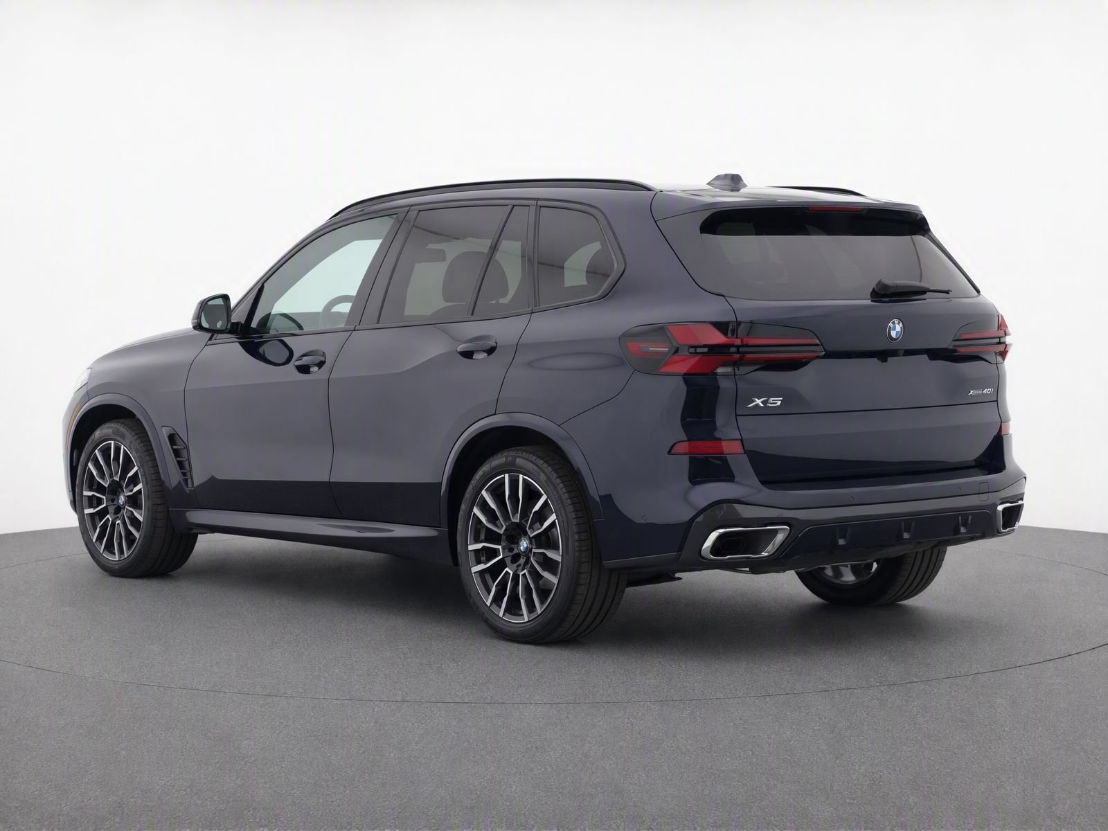 Certified 2024 BMW X5 xDrive40i w/ M Sport Package AWD/4WD image 7