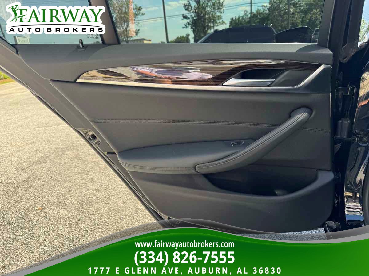Used 2019 BMW 530i RWD image 29