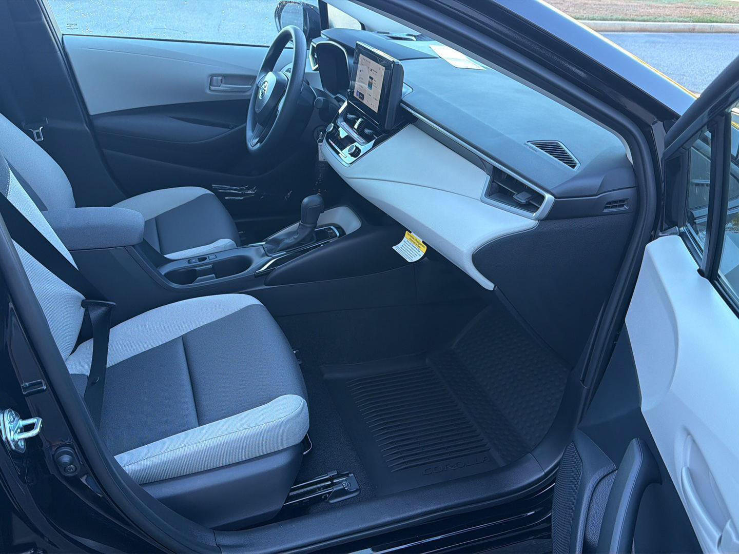 New 2027 Toyota Corolla LE FWD image 13