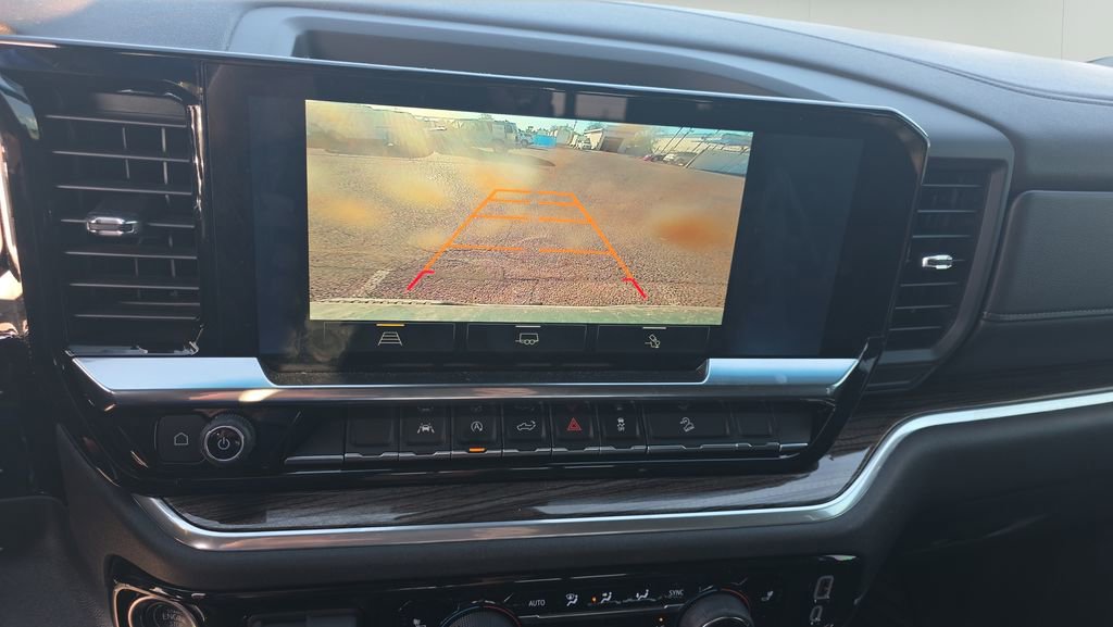 Used 2026 Chevrolet Silverado 1500 LT w/ Z71 Off-Road Package image 17