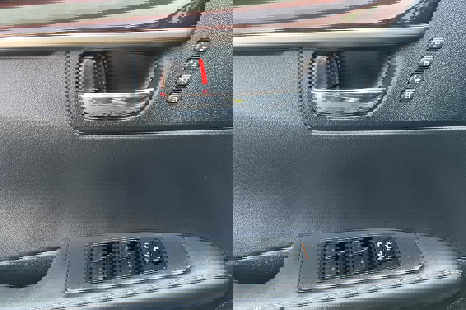 Used 2013 Lexus ES 350 w/ Luxury Pkg image 14