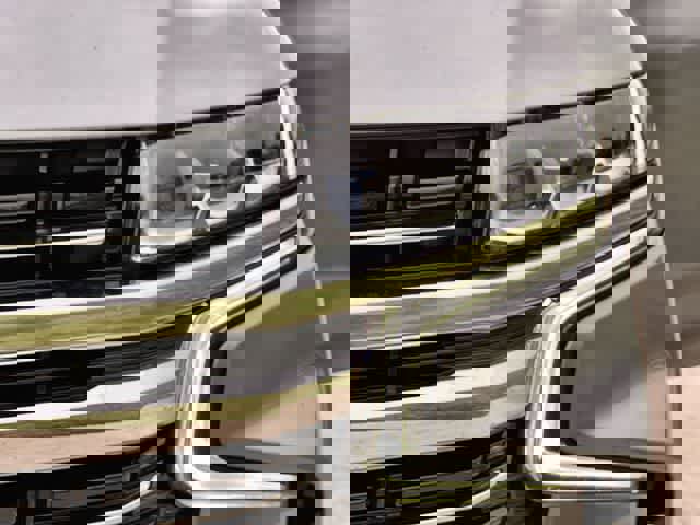 Used 2023 Chevrolet Tahoe LT w/ Luxury Package AWD/4WD image 24