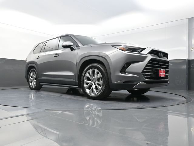 Used 2026 Toyota Grand Highlander Limited AWD/4WD image 16