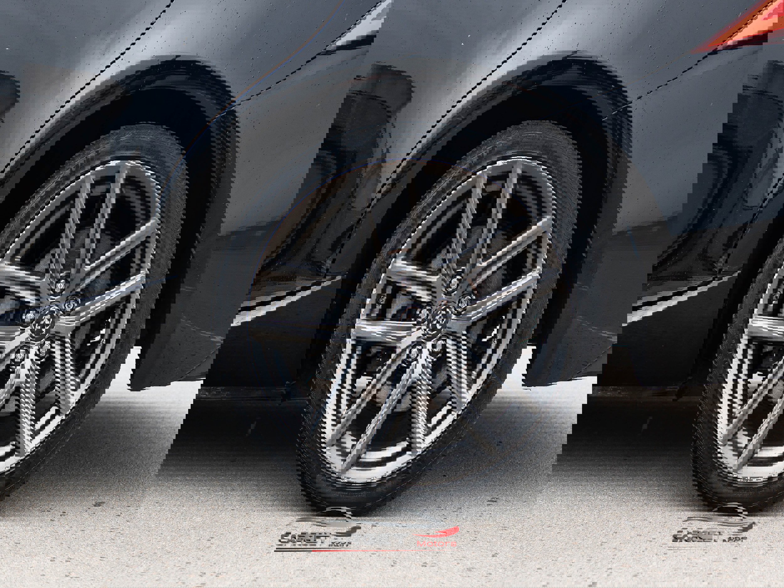 Used 2018 Lexus IS 300 F Sport w/ F Sport Package image 9