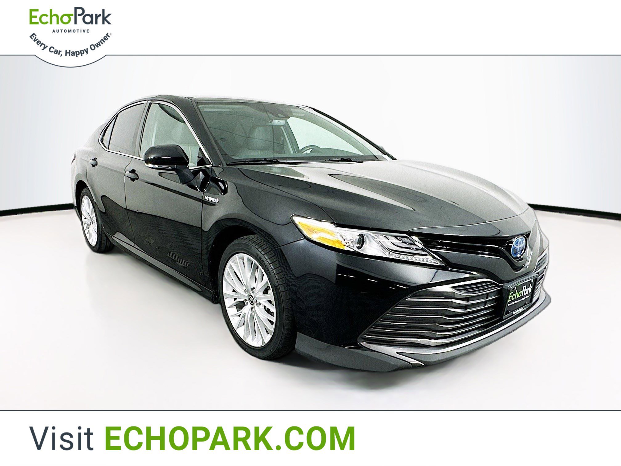 Used 2020 Toyota Camry XLE