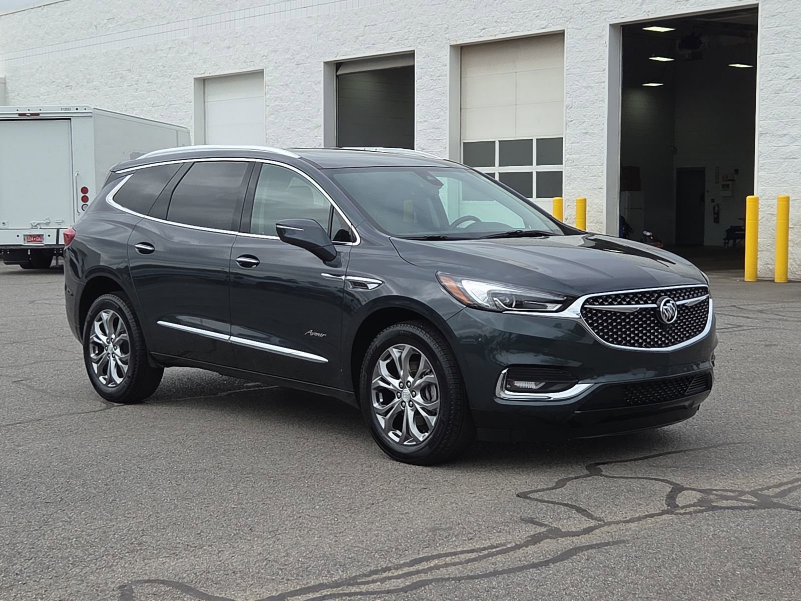 Used 2019 Buick Enclave Avenir w/ Avenir Technology Package image 1