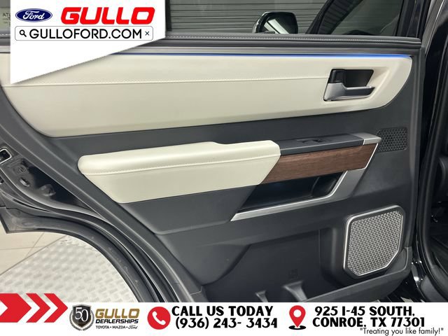 Used 2024 Toyota Sequoia Capstone AWD/4WD image 19