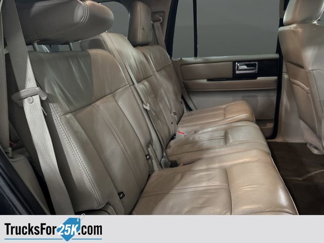 Used 2015 Lincoln Navigator 4WD image 32