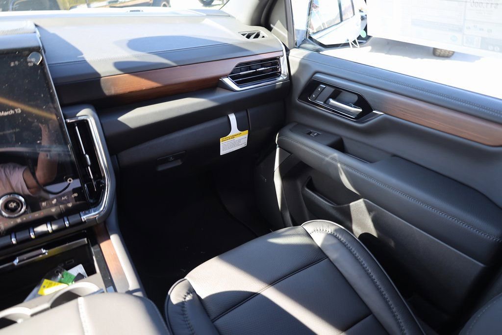 New 2026 GMC Yukon XL Denali w/ Advanced Technology Package image 21