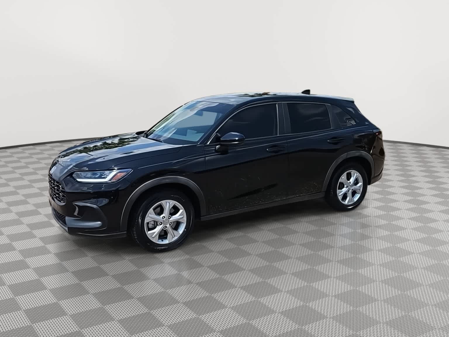 Used 2023 Honda HR-V LX image 4