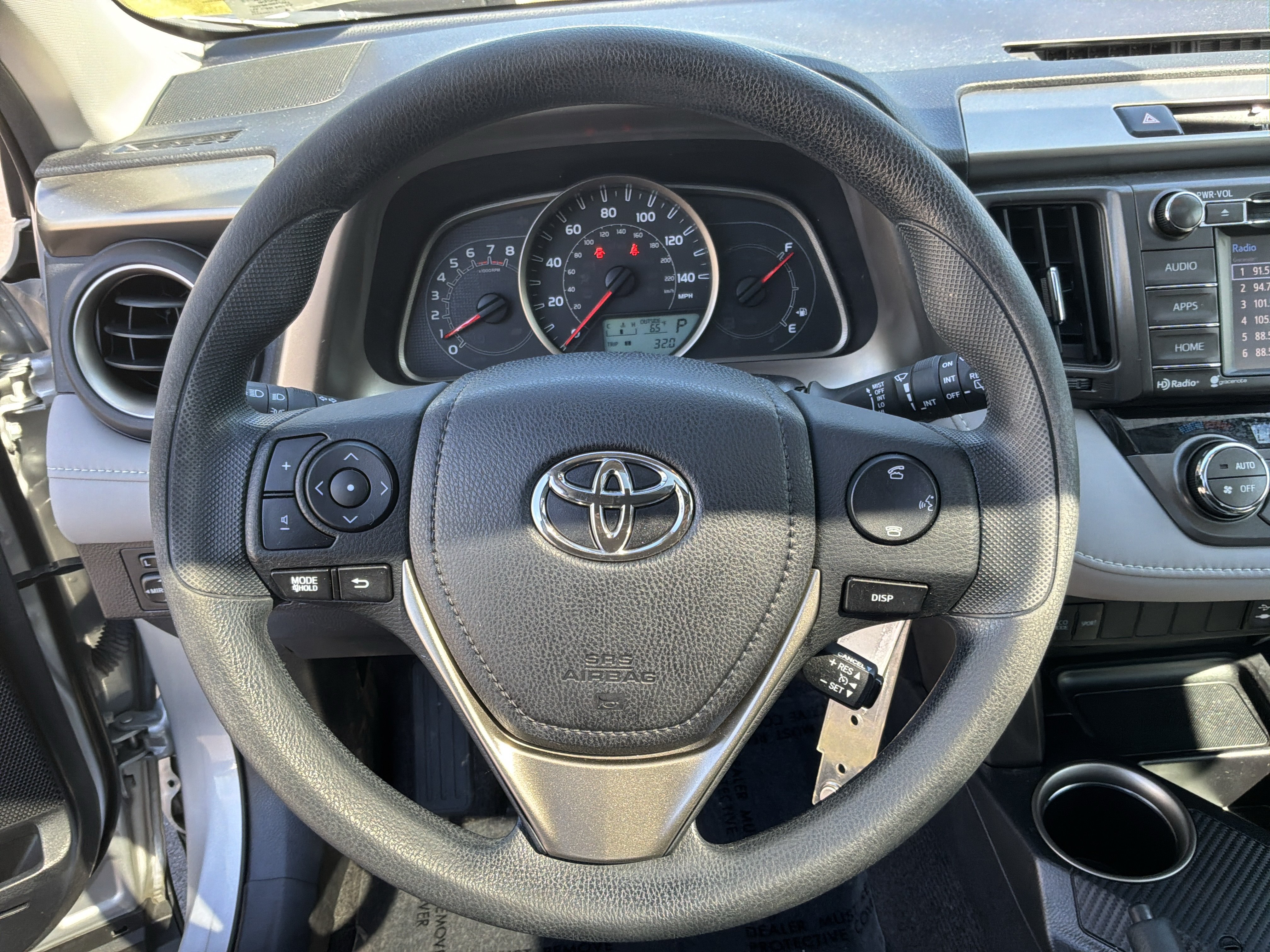 Used 2014 Toyota RAV4 XLE FWD image 18