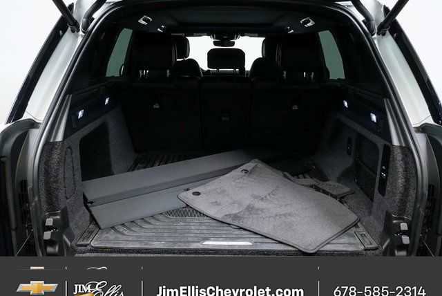 Used 2024 Land Rover Range Rover SE image 30