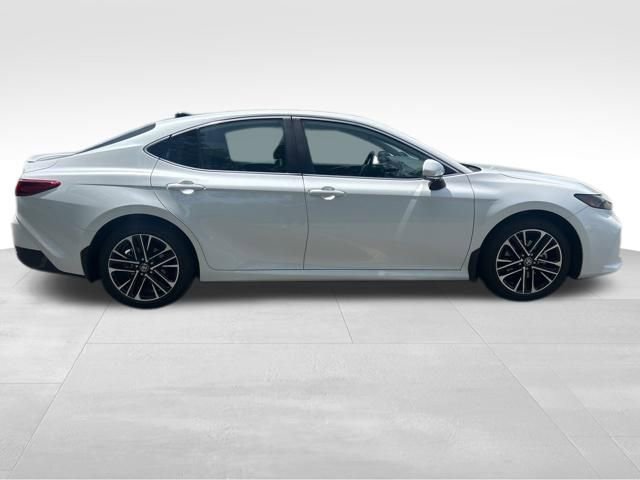 Used 2026 Toyota Camry XLE w/ Premium Plus Package AWD/4WD image 7