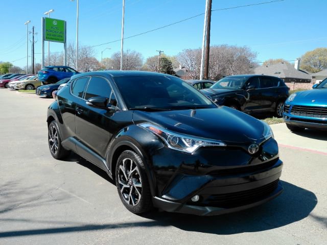 Used 2019 Toyota C-HR Limited image 4