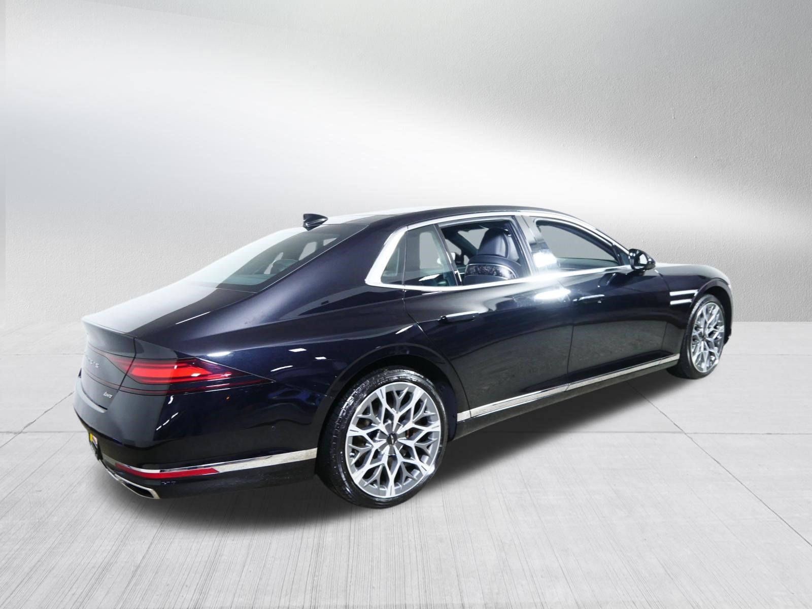 Certified 2024 Genesis G90 3.5T AWD/4WD image 7