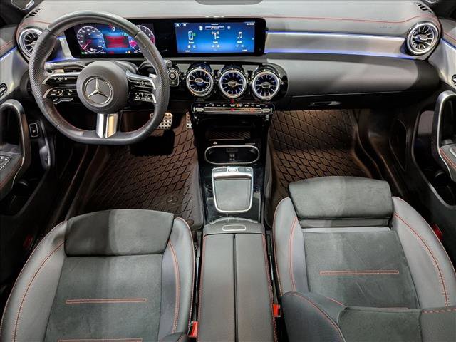 Used 2025 Mercedes-Benz CLA 250 image 18