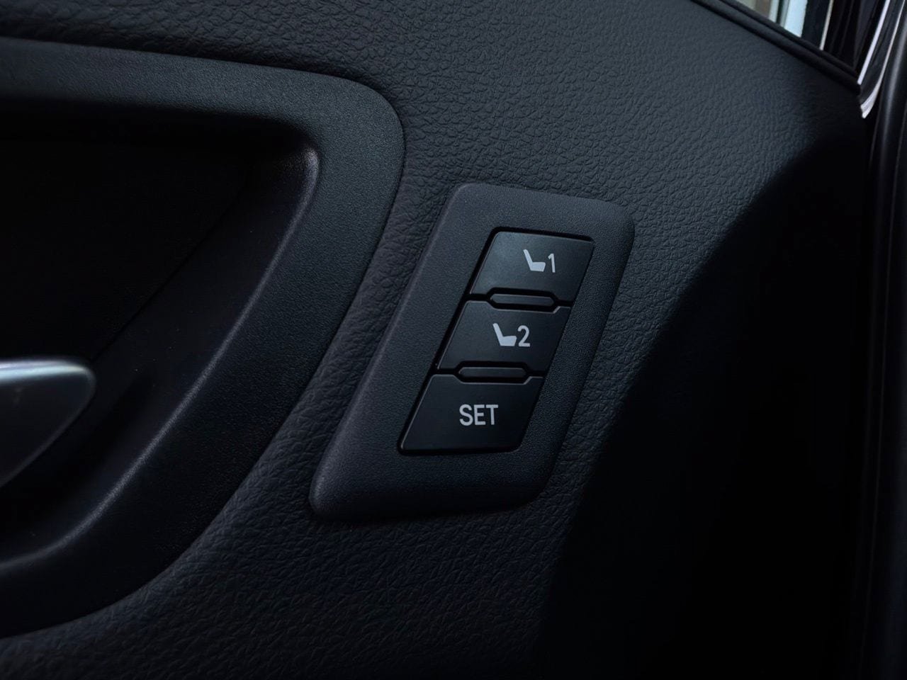 New 2026 Toyota Sienna Limited AWD/4WD image 24