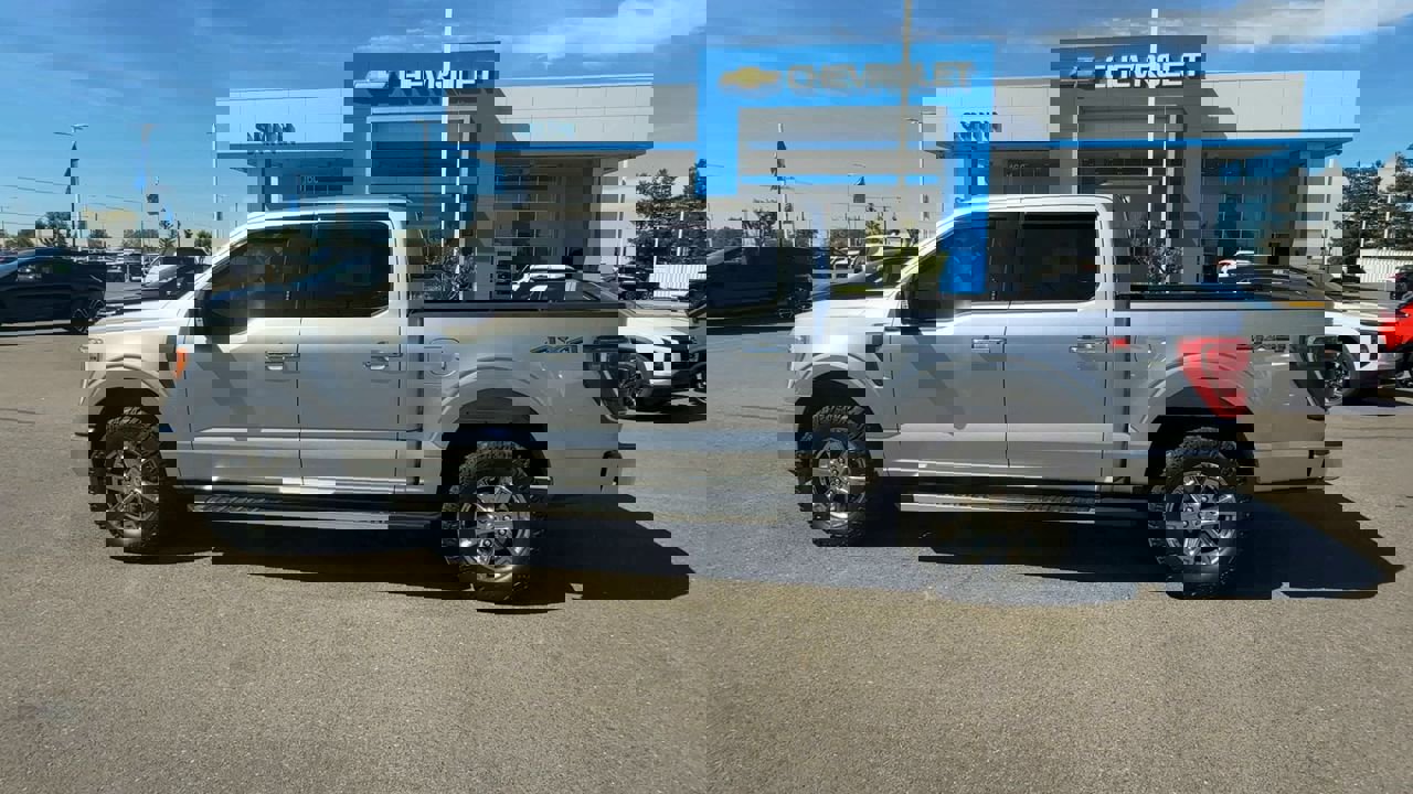 Used 2022 Ford F150 XLT w/ Equipment Group 302A High image 4