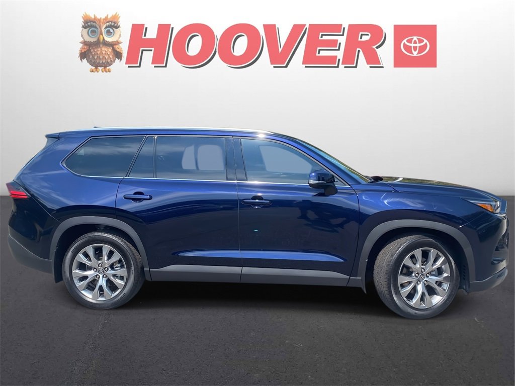Used 2025 Toyota Grand Highlander FWD image 2
