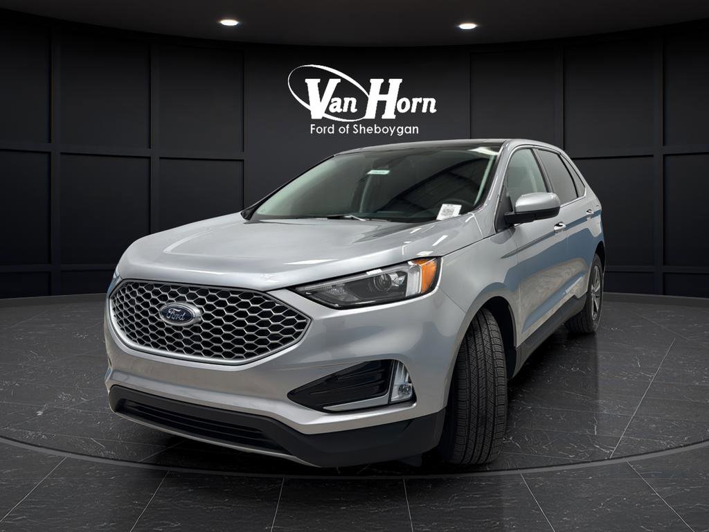 Used 2024 Ford Edge SEL w/ Convenience Package AWD/4WD image 3