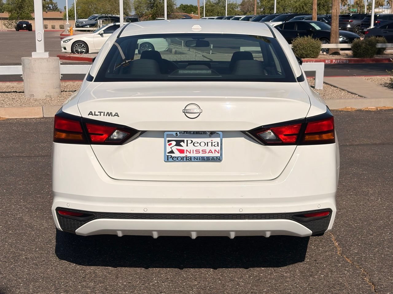 Certified 2025 Nissan Altima 2.5 SV FWD image 5