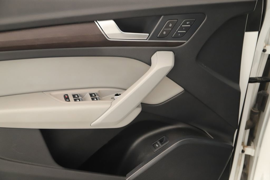 Certified 2022 Audi Q5 2.0T Premium AWD/4WD image 23