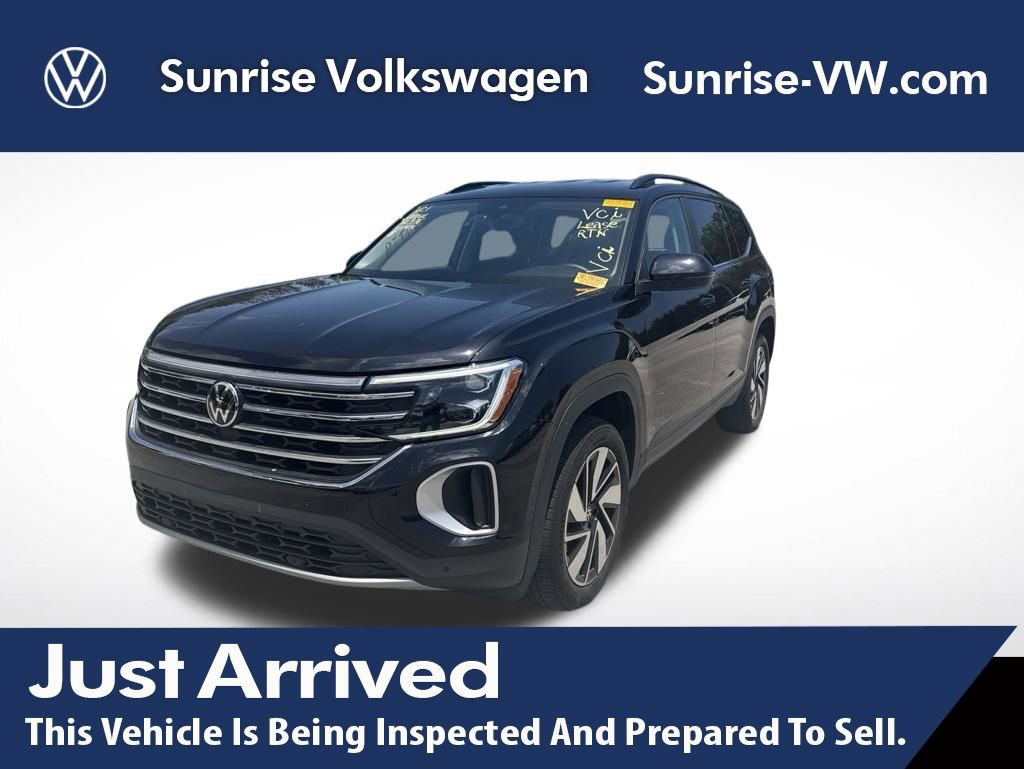Used 2024 Volkswagen Atlas SE FWD image 1