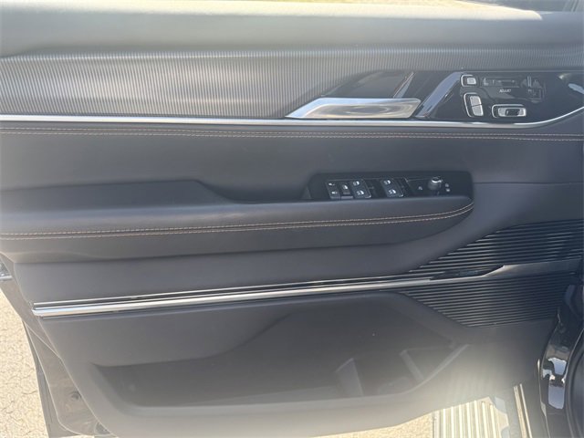 Used 2023 Jeep Grand Wagoneer Series III image 28