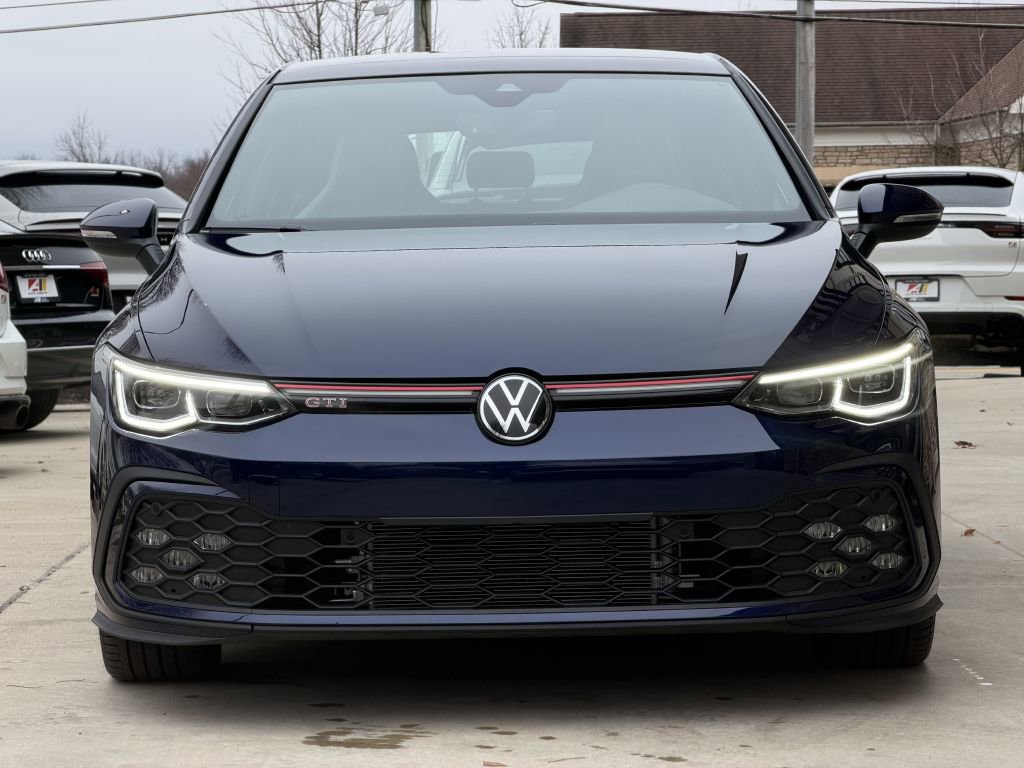 Used 2024 Volkswagen GTI SE w/ SE Leather Seats Package image 4