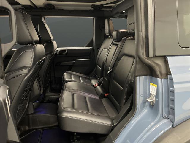 Used 2025 Ford Bronco Badlands image 28