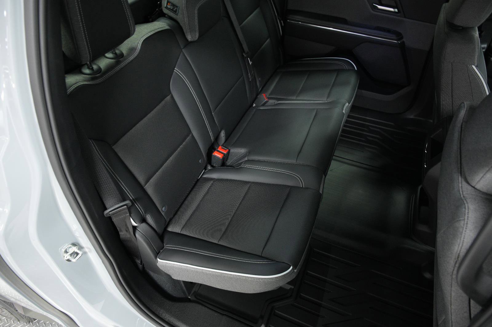 New 2026 GMC Sierra EV Elevation image 17