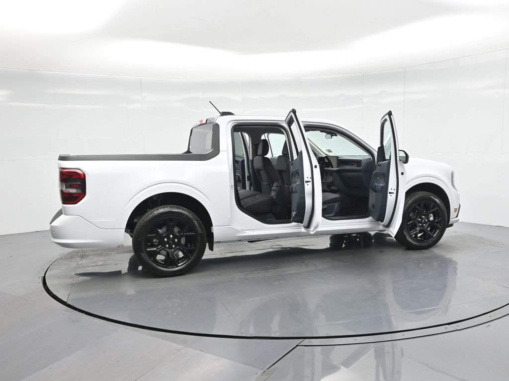 New 2025 Ford Maverick Lobo image 4
