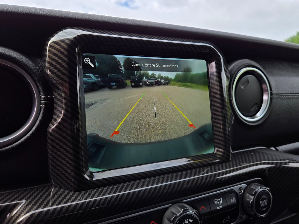Used 2022 Jeep Gladiator Overland w/ Popular Equipment Package AWD/4WD image 22
