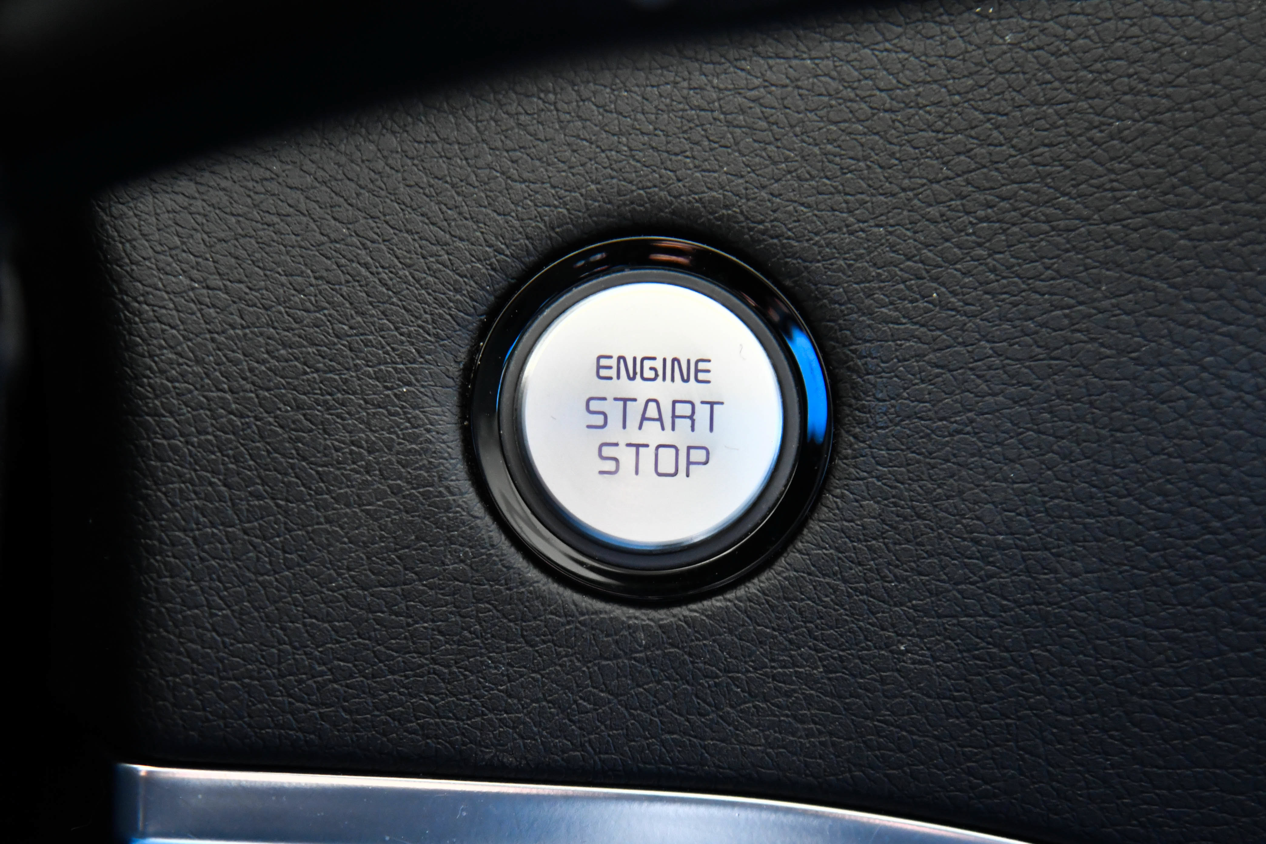 Used 2019 Kia Stinger RWD image 30