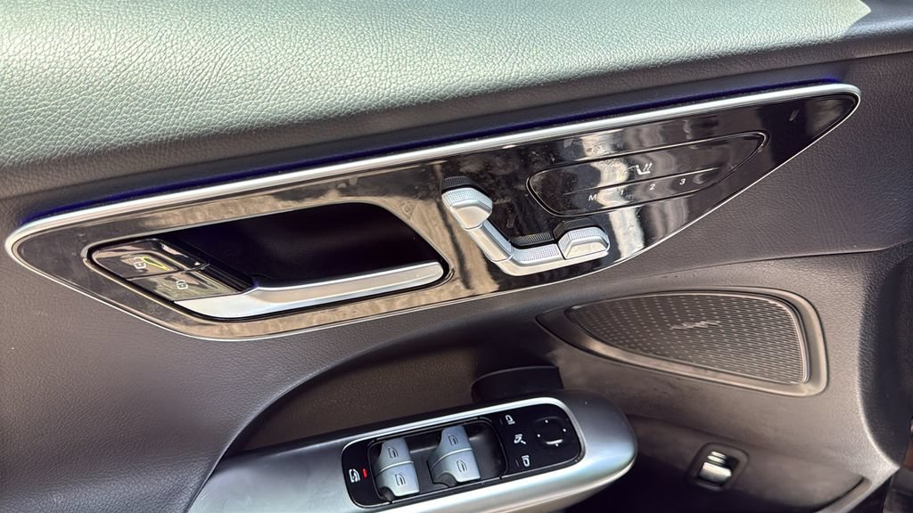 Certified 2025 Mercedes-Benz C 300 Sedan image 20