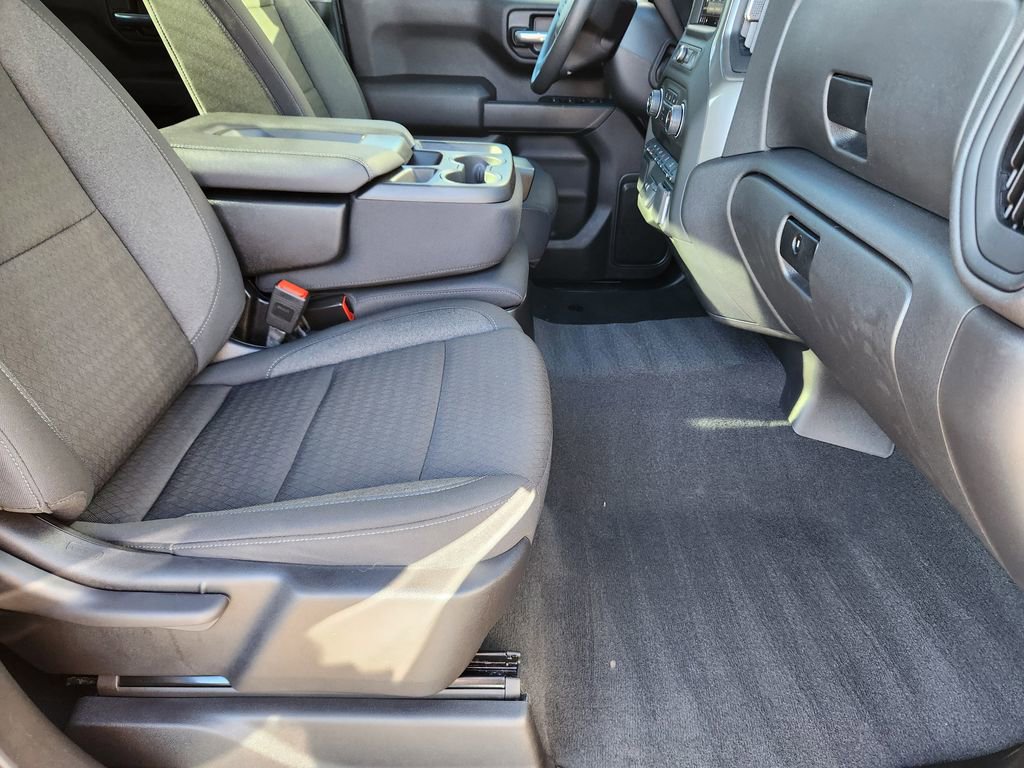 Used 2024 Chevrolet Silverado 1500 Custom Trail Boss w/ LPO, Dark Essentials Package image 15