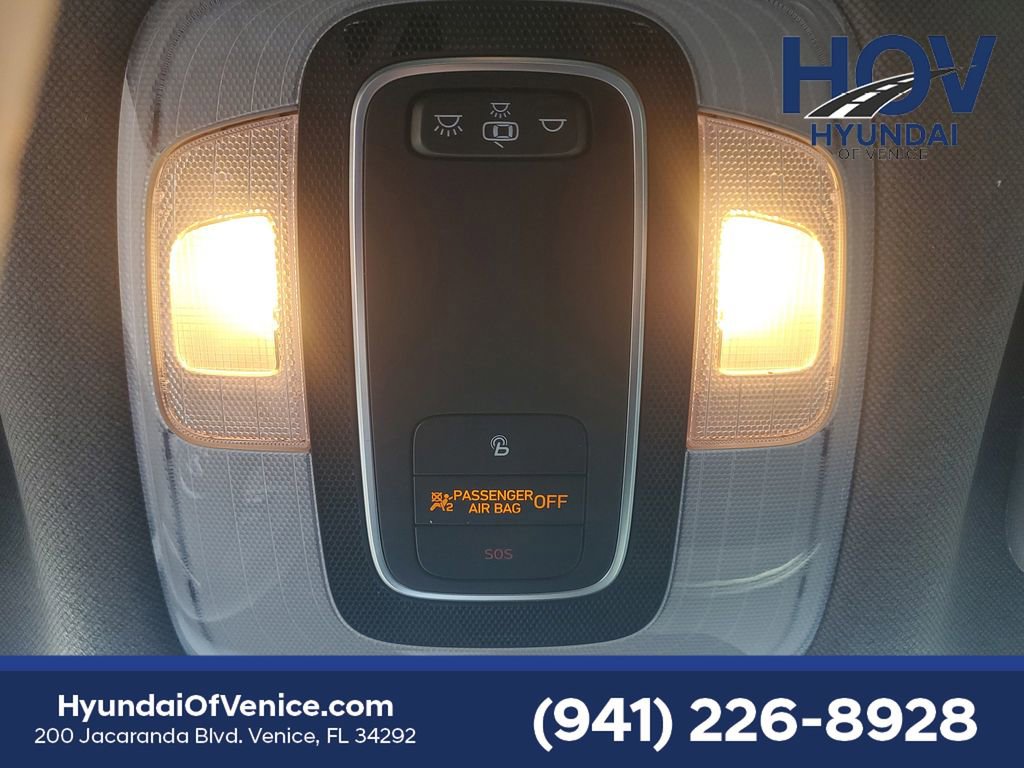 Certified 2022 Hyundai Elantra SEL image 32