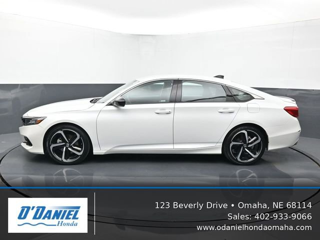 Used 2022 Honda Accord Sport image 2