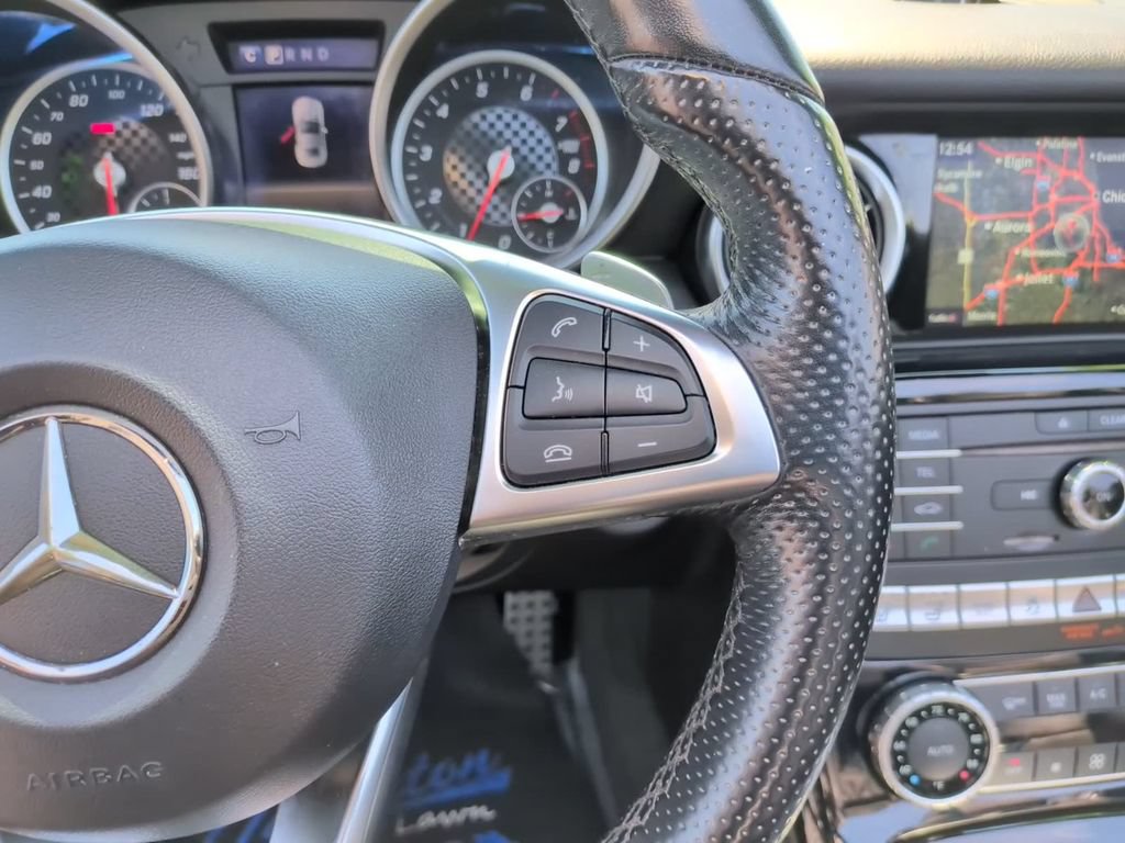 Used 2017 Mercedes-Benz SLC 300 image 21