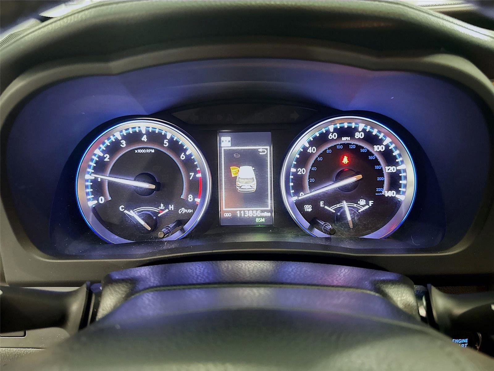 Used 2019 Toyota Highlander XLE image 4