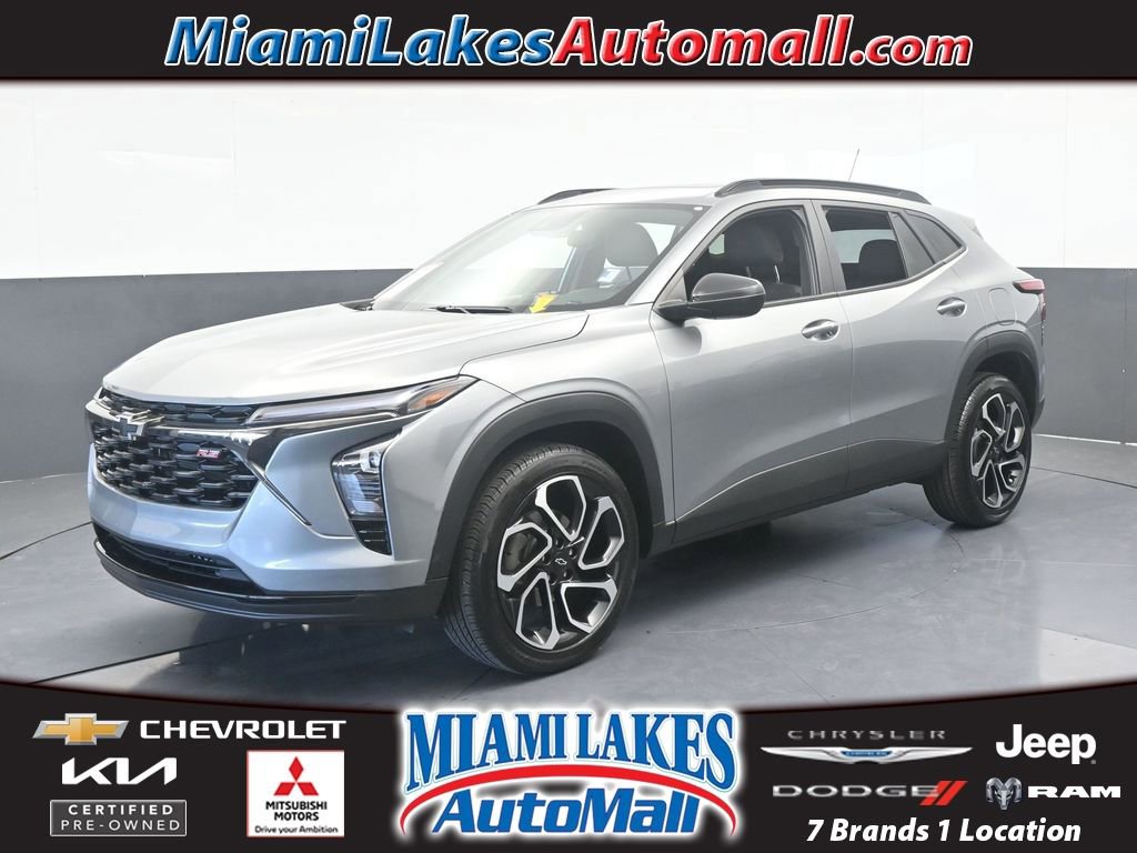 Used 2024 Chevrolet Trax RS w/ Sunroof Package image 1