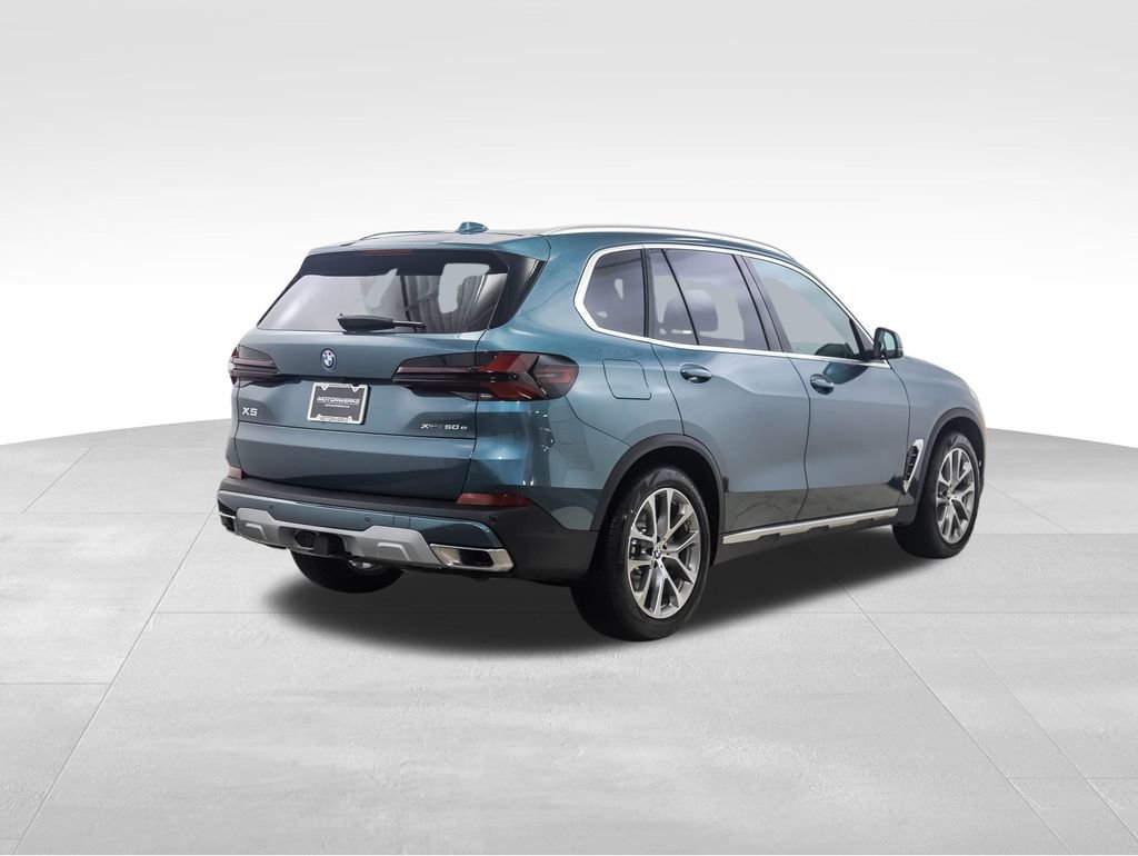 New 2026 BMW X5 xDrive50e w/ Premium Package image 5