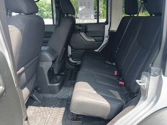 Used 2018 Jeep Wrangler Unlimited Sport S AWD/4WD image 15