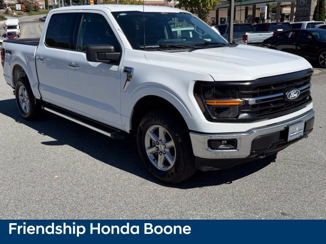 Used 2025 Ford F150 XLT w/ Equipment Group 301A Standard AWD/4WD image 3