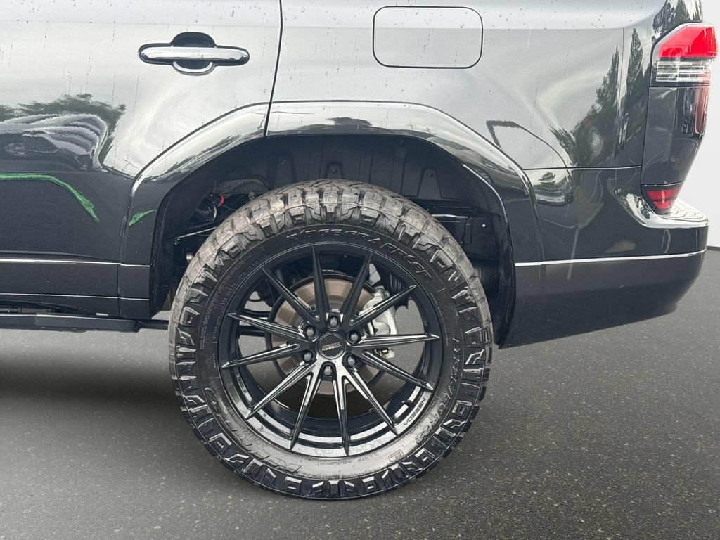 Used 2025 Lexus GX 550 AWD/4WD image 10